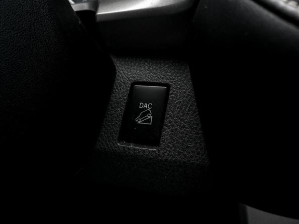 Toyota RAV4 IV (XA40) Рестайлинг с пробегом 2017 года, цена 2 130 000 рублей, 187439 км, внедорожник, Автокод Объявления