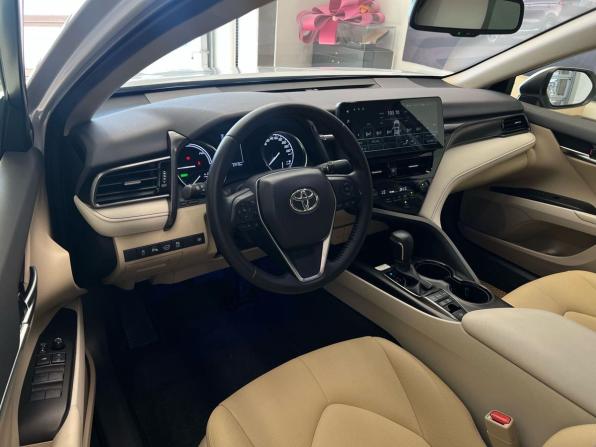 Toyota Camry VIII (XV70) Рестайлинг с пробегом 2022 года, цена 2 835 000 рублей, 27071 км, седан, Автокод Объявления