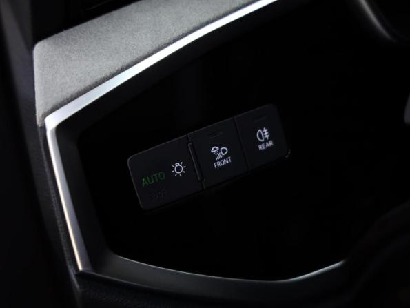 Audi Q3 II (F3) с пробегом 2025 года, цена 4 399 000 рублей, 13305 км, внедорожник, Автокод Объявления