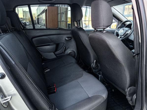 Renault Sandero II Рестайлинг с пробегом 2019 года, цена 1 219 438 рублей, 46135 км, хэтчбек, Автокод Объявления