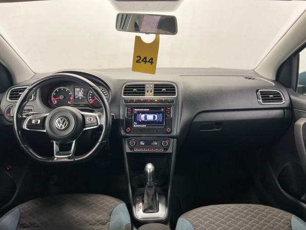 Volkswagen Polo V Рестайлинг с пробегом 2019 года, цена 1 150 000 рублей, 110489 км, седан, Автокод Объявления