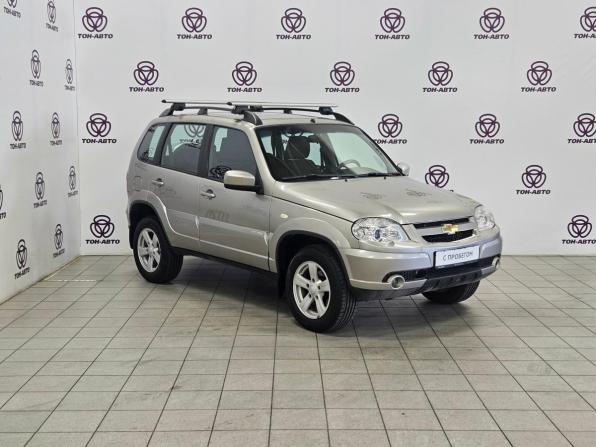 Chevrolet Niva I Рестайлинг с пробегом 2015 года, цена 575 000 рублей, 143344 км, внедорожник, Автокод Объявления