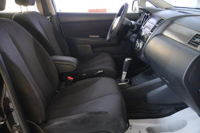 Nissan Tiida I с пробегом 2010 года, цена 879 000 рублей, 181000 км, хэтчбек, Автокод Объявления