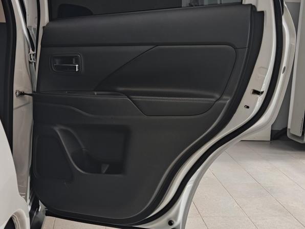 Mitsubishi Outlander III с пробегом 2013 года, цена 1 550 000 рублей, 251047 км, внедорожник, Автокод Объявления