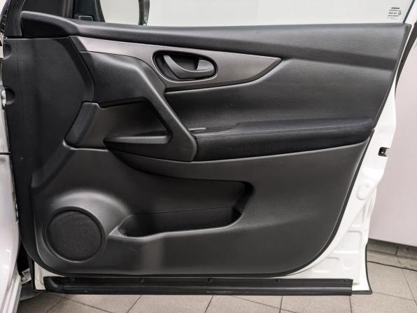 Nissan Qashqai II с пробегом 2016 года, цена 1 430 000 рублей, 144364 км, внедорожник, Автокод Объявления
