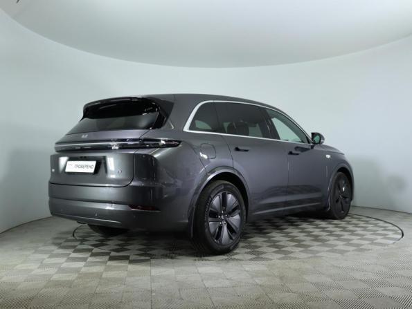 Li Auto (Lixiang) L7 I Рестайлинг с пробегом 2024 года, цена 6 190 000 рублей, 32500 км, внедорожник, Автокод Объявления