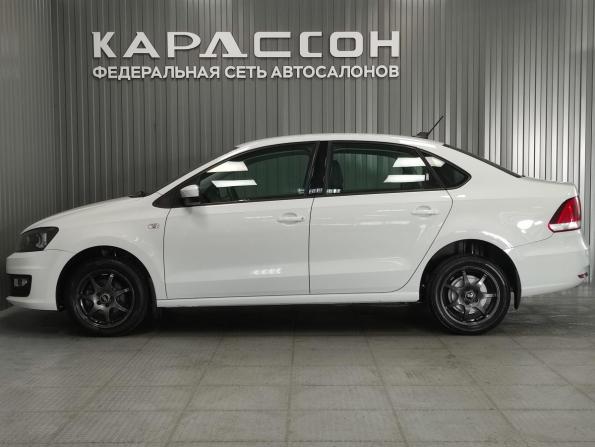 Volkswagen Polo V Рестайлинг с пробегом 2018 года, цена 1 050 000 рублей, 74883 км, седан, Автокод Объявления