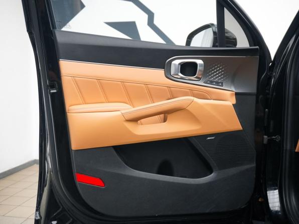 Kia Sorento IV с пробегом 2022 года, цена 3 500 000 рублей, 96700 км, внедорожник, Автокод Объявления