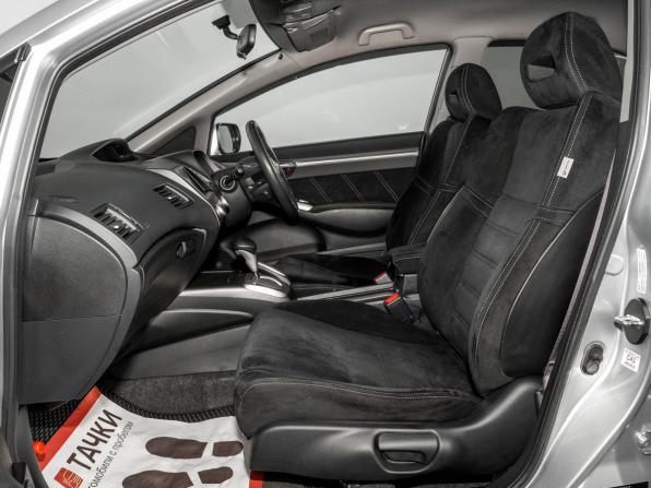 Honda Civic VIII Рестайлинг с пробегом 2009 года, цена 975 000 рублей, 175242 км, седан, Автокод Объявления
