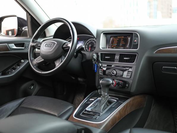 Audi Q5 I (8R) Рестайлинг с пробегом 2014 года, цена 2 099 000 рублей, 137156 км, внедорожник, Автокод Объявления