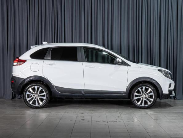 Lada (ВАЗ) XRAY I с пробегом 2019 года, цена 1 090 000 рублей, 42907 км, хэтчбек, Автокод Объявления