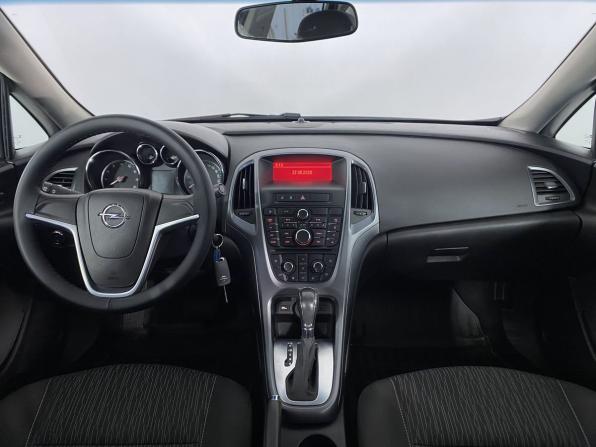 Opel Astra J Рестайлинг с пробегом 2013 года, цена 949 000 рублей, 94363 км, седан, Автокод Объявления