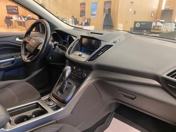 Ford Kuga II Рестайлинг с пробегом 2018 года, цена 1 228 000 рублей, 265000 км, внедорожник, Автокод Объявления