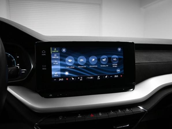 Skoda Octavia IV (A8) с пробегом 2020 года, цена 2 445 000 рублей, 122057 км, лифтбек, Автокод Объявления