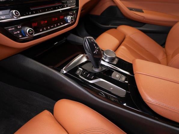 BMW 5 серии VII (G30/G31/G38) с пробегом 2018 года, цена 3 280 000 рублей, 119880 км, седан, Автокод Объявления