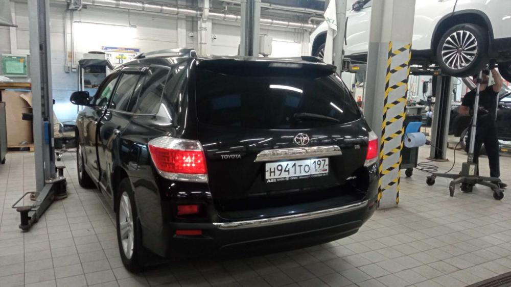 Toyota Highlander II (XU40) Рестайлинг Санкт-Петербург  - изображение 4