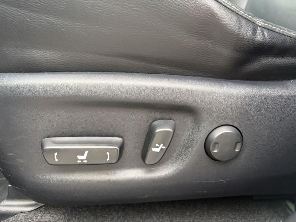 Toyota RAV4 IV (XA40) с пробегом 2014 года, цена 2 350 000 рублей, 89094 км, внедорожник, Автокод Объявления