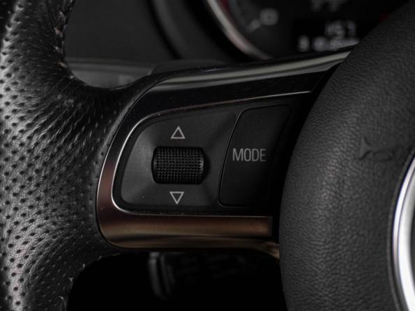 Audi TT II (8J) Рестайлинг с пробегом 2012 года, цена 1 729 000 рублей, 93726 км, купе, Автокод Объявления