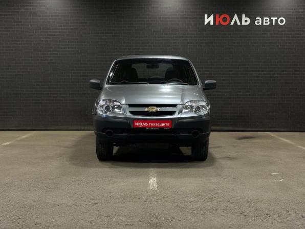 Chevrolet Niva I Рестайлинг с пробегом 2013 года, цена 630 000 рублей, 71752 км, внедорожник, Автокод Объявления