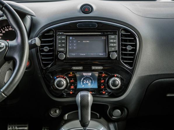Nissan Juke I с пробегом 2013 года, цена 1 278 000 рублей, 57591 км, внедорожник, Автокод Объявления