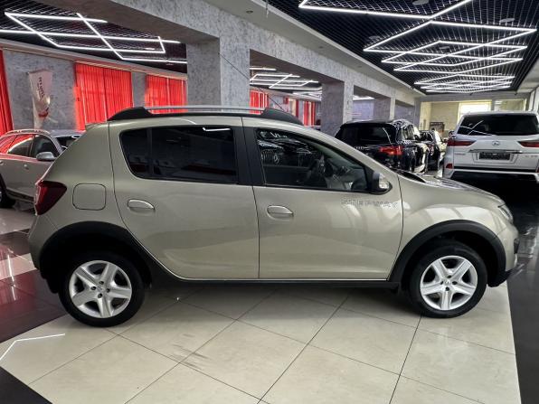 Renault Sandero II с пробегом 2018 года, цена 1 265 000 рублей, 54869 км, хэтчбек, Автокод Объявления