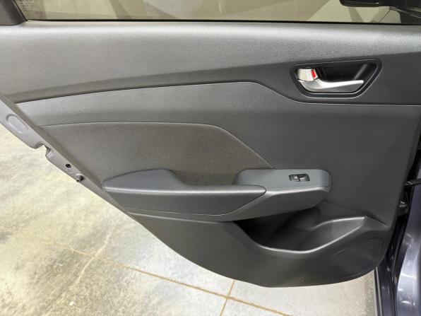 Hyundai Solaris II Рестайлинг с пробегом 2021 года, цена 1 720 000 рублей, 71150 км, седан, Автокод Объявления