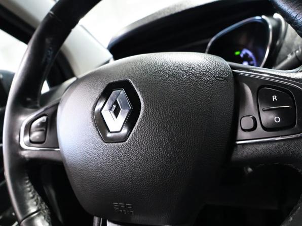 Renault Kaptur I с пробегом 2017 года, цена 1 380 000 рублей, 161575 км, внедорожник, Автокод Объявления