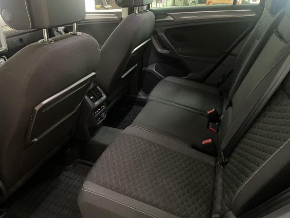 Volkswagen Tiguan II с пробегом 2018 года, цена 2 250 000 рублей, 125994 км, внедорожник, Автокод Объявления