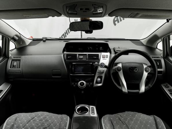 Toyota Prius Alpha I (ZVW40/41) с пробегом 2011 года, цена 1 000 000 рублей, 284771 км, универсал, Автокод Объявления