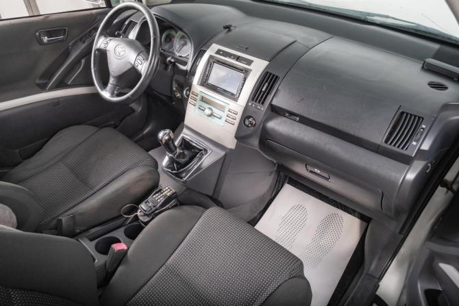 Toyota Corolla Verso I Рестайлинг с пробегом 2005 года, цена 699 000 рублей, 363000 км, компактвэн, Автокод Объявления