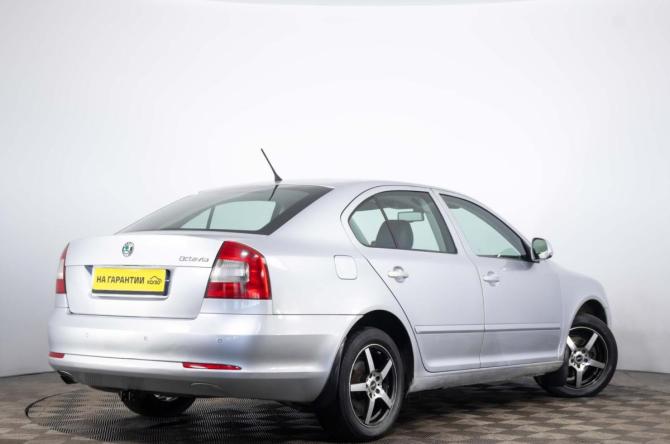Skoda Octavia II (A5) Рестайлинг с пробегом 2011 года, цена 679 000 рублей, 314023 км, лифтбек, Автокод Объявления