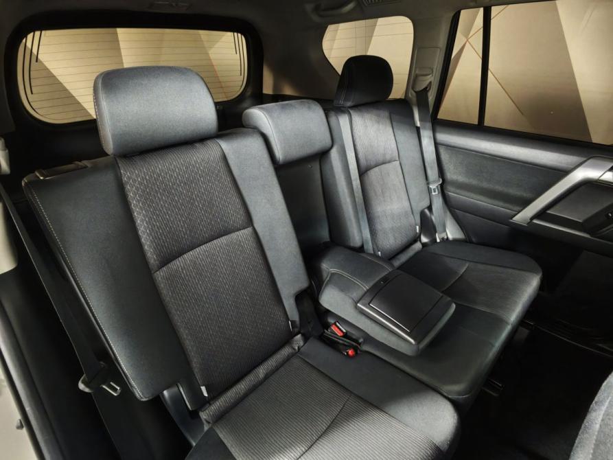 Toyota Land Cruiser Prado 150 Series Рестайлинг 2 Москва  - изображение 17