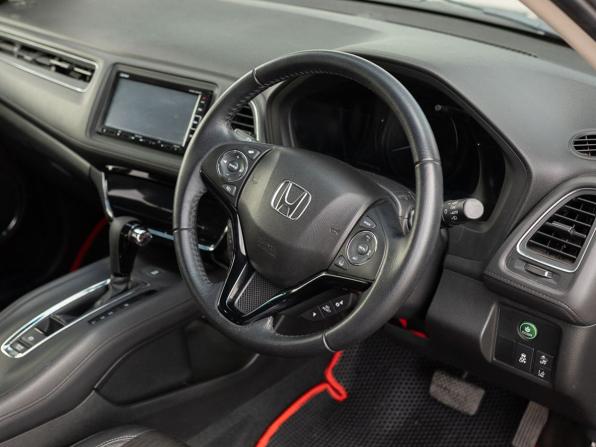 Honda Vezel I Рестайлинг с пробегом 2019 года, цена 1 943 000 рублей, 60925 км, внедорожник, Автокод Объявления