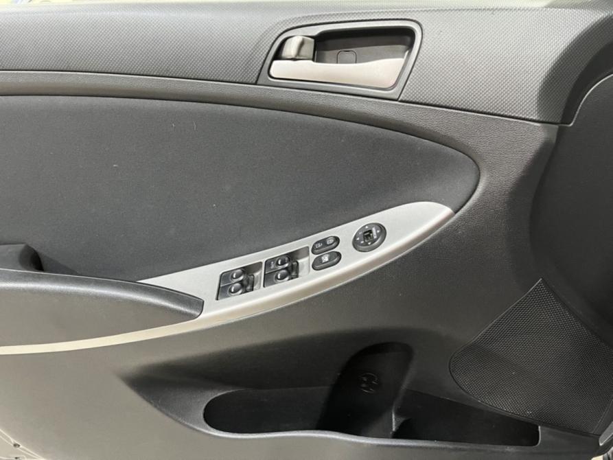 Hyundai Solaris I Рестайлинг Курск  - изображение 14