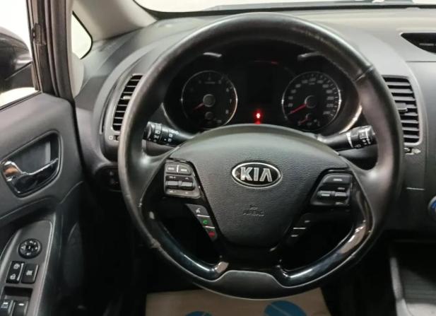 Kia Cerato III Рестайлинг (Classic) с пробегом 2018 года, цена 1 350 000 рублей, 185454 км, седан, Автокод Объявления