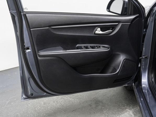 Kia Rio IV с пробегом 2017 года, цена 1 050 000 рублей, 167000 км, седан, Автокод Объявления