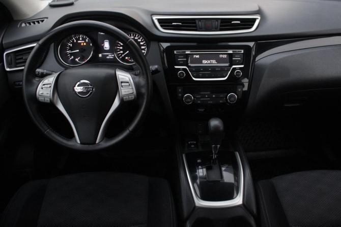 Nissan Qashqai II с пробегом 2018 года, цена 1 615 000 рублей, 45003 км, внедорожник, Автокод Объявления