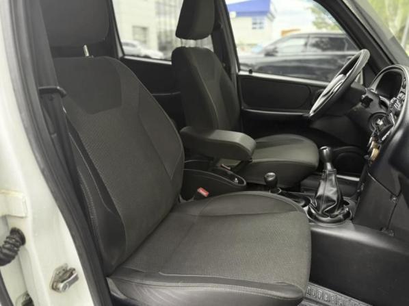 Chevrolet Niva I Рестайлинг с пробегом 2018 года, цена 799 000 рублей, 134247 км, внедорожник, Автокод Объявления