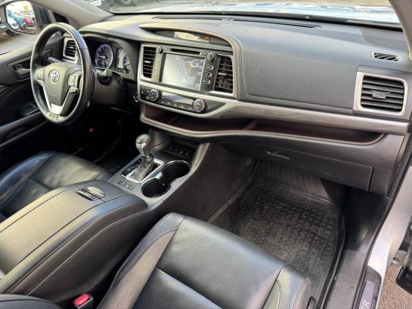Toyota Highlander III (XU50) Рестайлинг с пробегом 2018 года, цена 3 779 000 рублей, 42688 км, внедорожник, Автокод Объявления