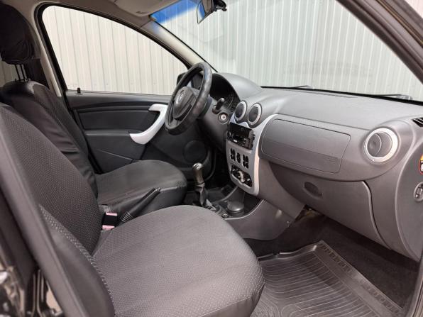 Renault Sandero I с пробегом 2012 года, цена 670 000 рублей, 143536 км, хэтчбек, Автокод Объявления