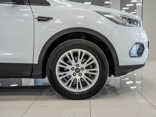 Ford Kuga II Рестайлинг с пробегом 2017 года, цена 1 730 000 рублей, 70620 км, внедорожник, Автокод Объявления