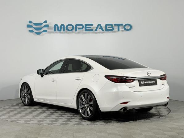 Mazda 6 III (GJ) Рестайлинг 2 с пробегом 2018 года, цена 2 270 000 рублей, 152000 км, седан, Автокод Объявления