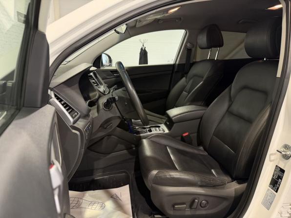Hyundai Tucson III с пробегом 2016 года, цена 1 900 000 рублей, 134850 км, внедорожник, Автокод Объявления