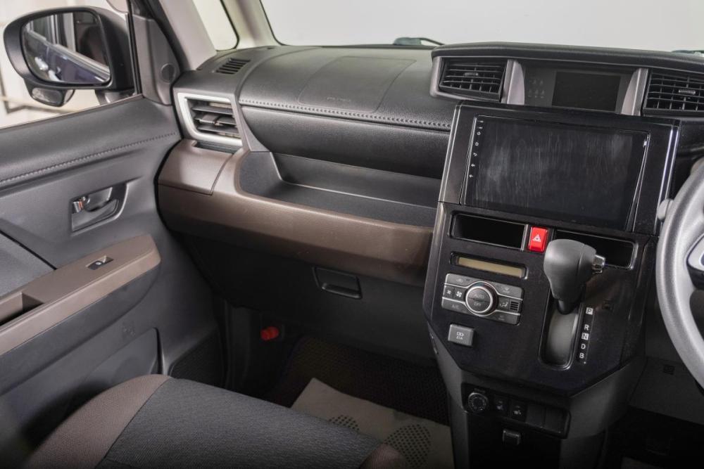 Toyota Roomy I Рестайлинг Томск  - изображение 12