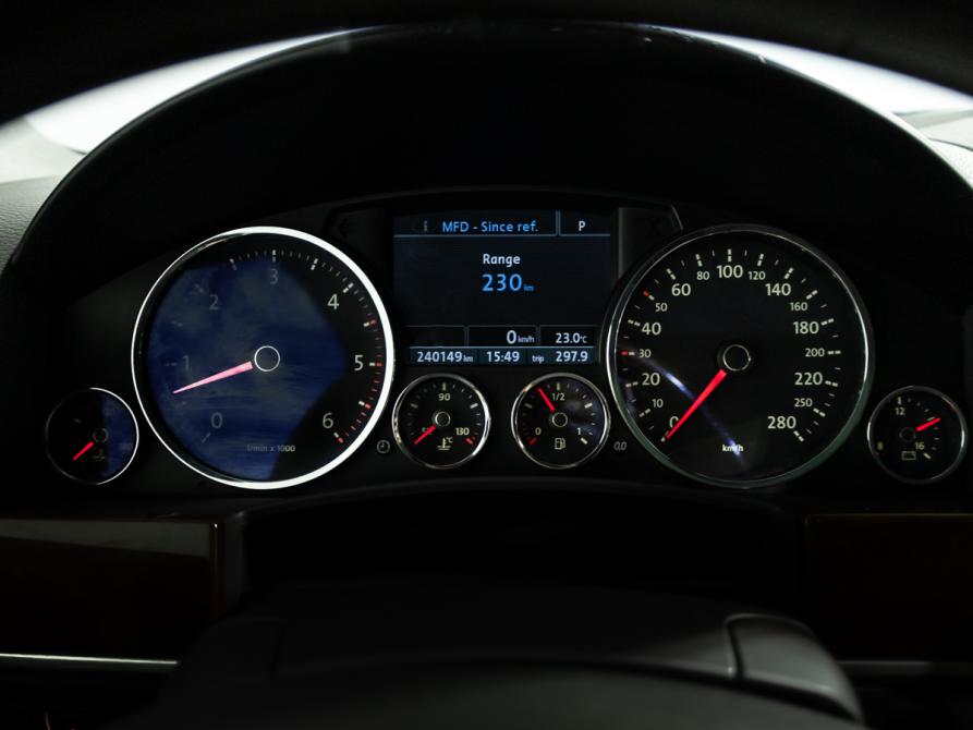 Volkswagen Touareg I Рестайлинг Санкт-Петербург  - изображение 12
