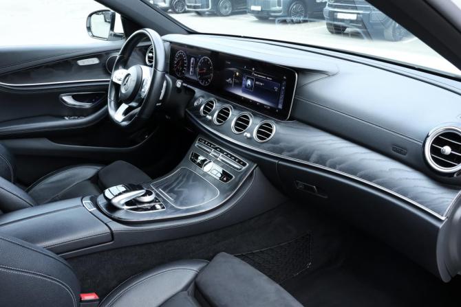 Mercedes-Benz E-Класс V (W213 S213 C238) с пробегом 2019 года, цена 3 598 000 рублей, 105521 км, седан, Автокод Объявления