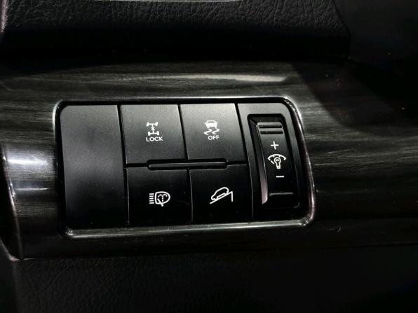 Kia Sorento II Рестайлинг с пробегом 2012 года, цена 1 550 000 рублей, 262134 км, внедорожник, Автокод Объявления