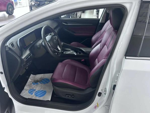 Changan Eado Plus с пробегом 2023 года, цена 1 670 000 рублей, 37600 км, седан, Автокод Объявления