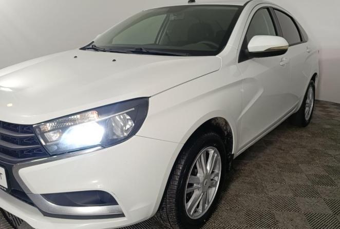 Lada (ВАЗ) Vesta I с пробегом 2017 года, цена 760 000 рублей, 203953 км, седан, Автокод Объявления