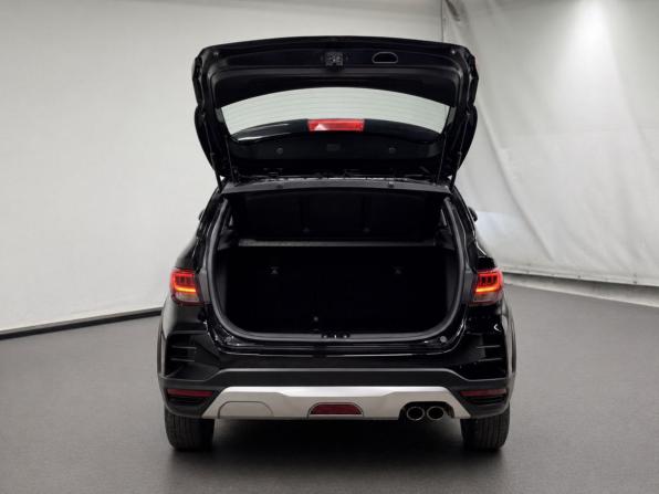 Kia Rio IV Рестайлинг с пробегом 2021 года, цена 1 550 000 рублей, 46180 км, хэтчбек, Автокод Объявления